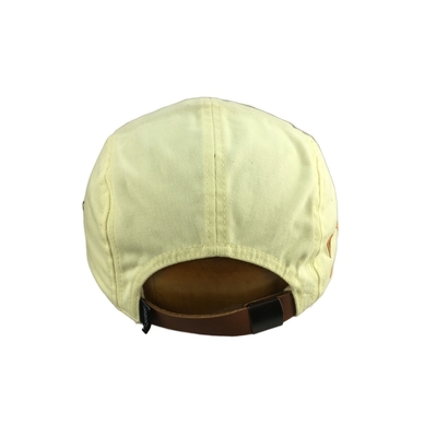 Embroidery Logo Fünf-Panel-Camp Cap mit Flat Suede Visor Buckle Schließung